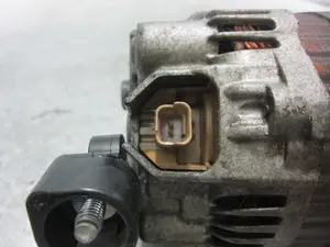 Foto de ALTERNADOR CITROEN C3 1.4 (73 CV / 54 KW) referencia 9666030280 foto 8