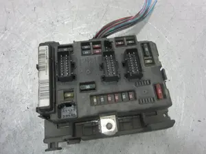 Foto de NO IDENTIFICADO CITROEN C5 BERLINA 2.0 HDi (109 CV / 80 KW) referencia 964125808000 foto 5
