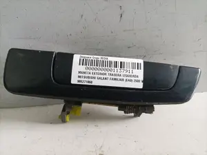 Foto de MANETA EXTERIOR TRASERA IZQUIERDA MITSUBISHI GALANT FAMILIAR (EA0) 2.5 V6 24V CAT (163 CV / 120 KW) referencia MR271868