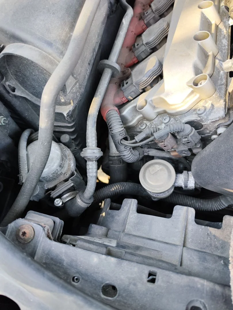 Foto de TUBOS AIRE ACONDICIONADO VOLKSWAGEN TOUAREG (7L6) 4.2 V8 32V FSI (350 CV / 257 KW)