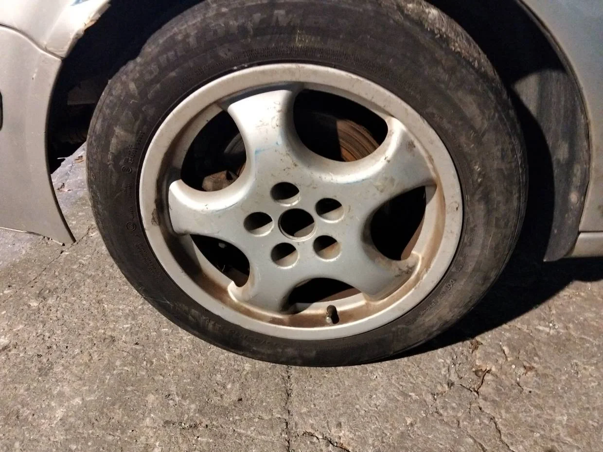 Foto de LLANTA VOLKSWAGEN GOLF IV BERLINA (1J1)(10.1997)