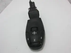 Foto de MANDO MULTIFUNCION CITROEN BERLINGO 1.6 16V HDi (90 CV / 66 KW) referencia 96637233XT foto 2
