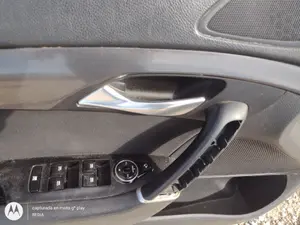 Foto de MANETA INTERIOR DELANTERA IZQUIERDA HYUNDAI I40 (VF) 1.7 CRDi CAT (136 CV / 100 KW)