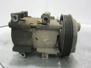 Foto de COMPRESOR AIRE ACONDICIONADO FORD FIESTA BERLINA (DX) 1.3 CAT (60 CV / 44 KW) referencia 96FW19D629AE foto 7