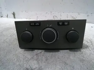 Foto de MANDO CALEFACCION / AIRE ACONDICIONADO OPEL ASTRA H BERLINA 1.7 16V CDTI (101 CV / 74 KW) referencia 13122963 foto 1