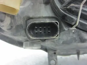 Foto de FARO IZQUIERDO SEAT CORDOBA VARIO (6K5) referencia 6K1941031A foto 2