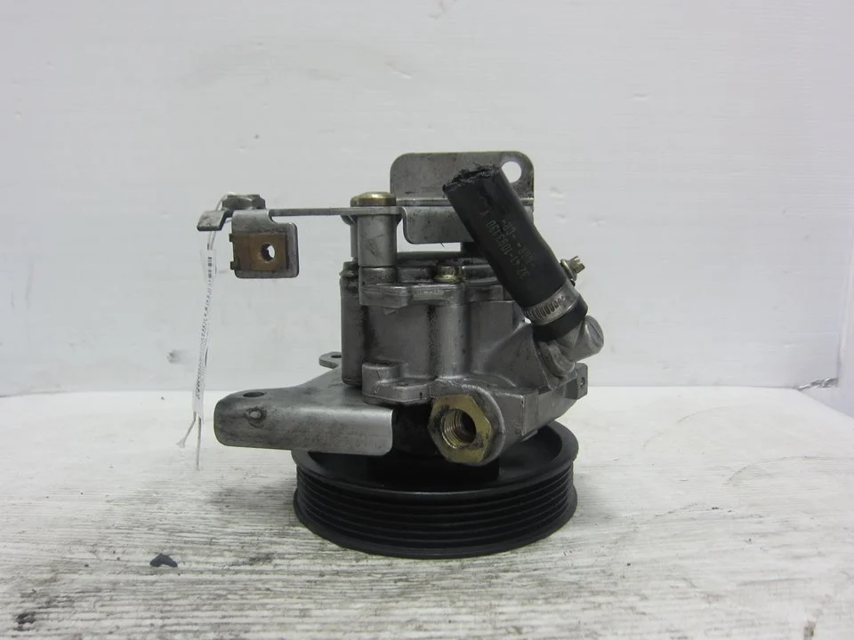 Foto de BOMBA DIRECCION BMW SERIE 3 COMPACTO (E46) referencia 740858