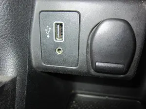 Foto de CONSOLA CENTRAL NISSAN MICRA (K14) 0.9 CAT (90 CV / 66 KW) foto 2