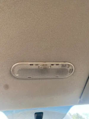 Foto de LUZ INTERIOR NISSAN MICRA (K12E) 1.2 CAT (65 CV / 48 KW) referencia 26430BC40B