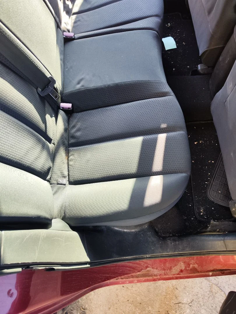 Foto de ASIENTOS TRASERO DERECHO RENAULT MEGANE II BERLINA 5P 1.5 dCi Diesel (106 CV / 78 KW)
