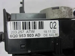 Foto de MANDO MULTIFUNCION SEAT IBIZA (6L1) 1.2 (64 CV / 47 KW) referencia 6Q0953503AD foto 3