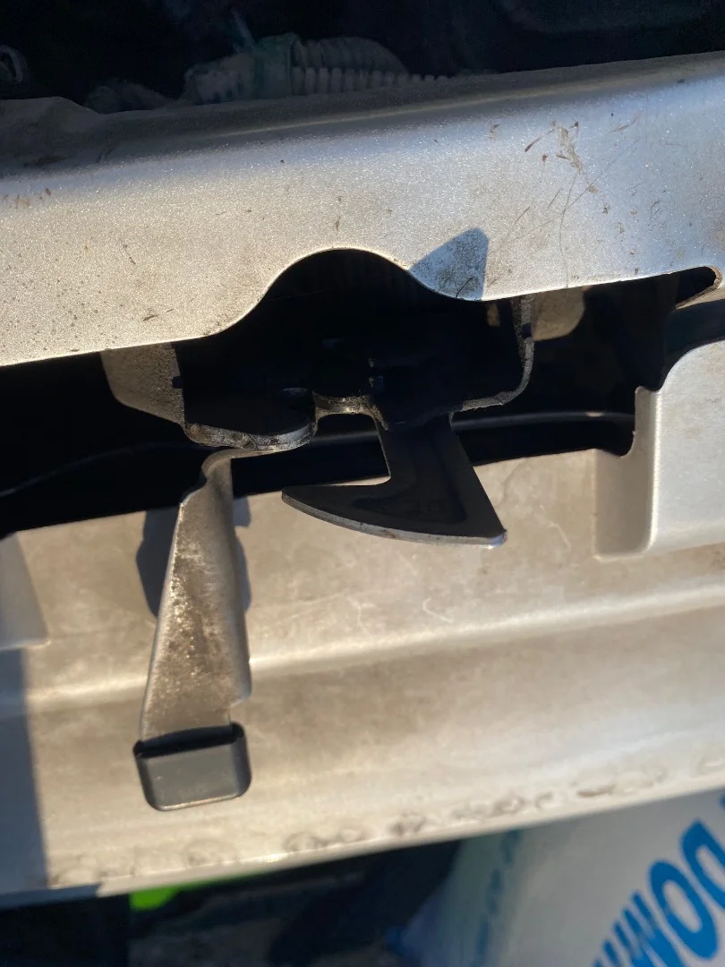 Foto de CERRADURA CAPO HONDA CIVIC BERLINA 3 PUERTAS (EP) 1.6 VTEC CAT (D 16 V 1) (110 CV / 81 KW)