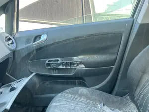 Foto de GUARNECIDO PUERTA DELANTERA DERECHA OPEL CORSA D 1.3 16V CDTI (75 CV / 55 KW) referencia 13232903