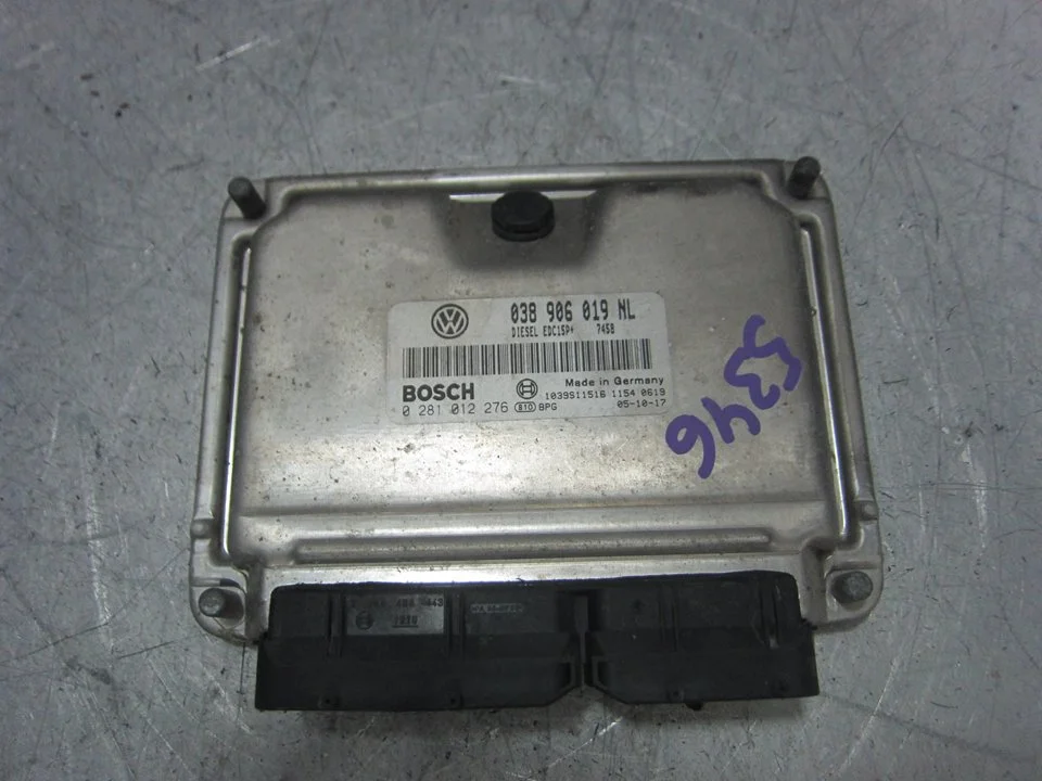 Foto de CENTRALITA MOTOR UCE RENAULT KANGOO I (F/KC0) 1.9 Diesel (64 CV / 47 KW) referencia 038906019NL