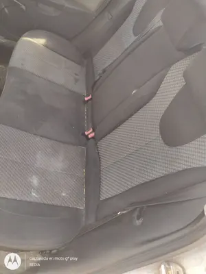 Foto de ASIENTOS TRASERO DERECHO SEAT LEON (1P1) 1.9 TDI (105 CV / 77 KW) referencia 1P0885806AJFKZ
