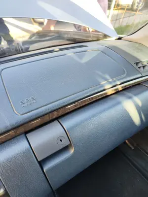 Foto de AIRBAG DELANTERO DERECHO MERCEDES-BENZ CLASE E (BM 210) BERLINA 3.2 CDI CAT (197 CV / 145 KW) referencia A2108600805