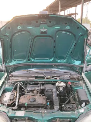 Foto de CAPO PEUGEOT 106 (S2) 1.1 (60 CV / 44 KW) foto 3