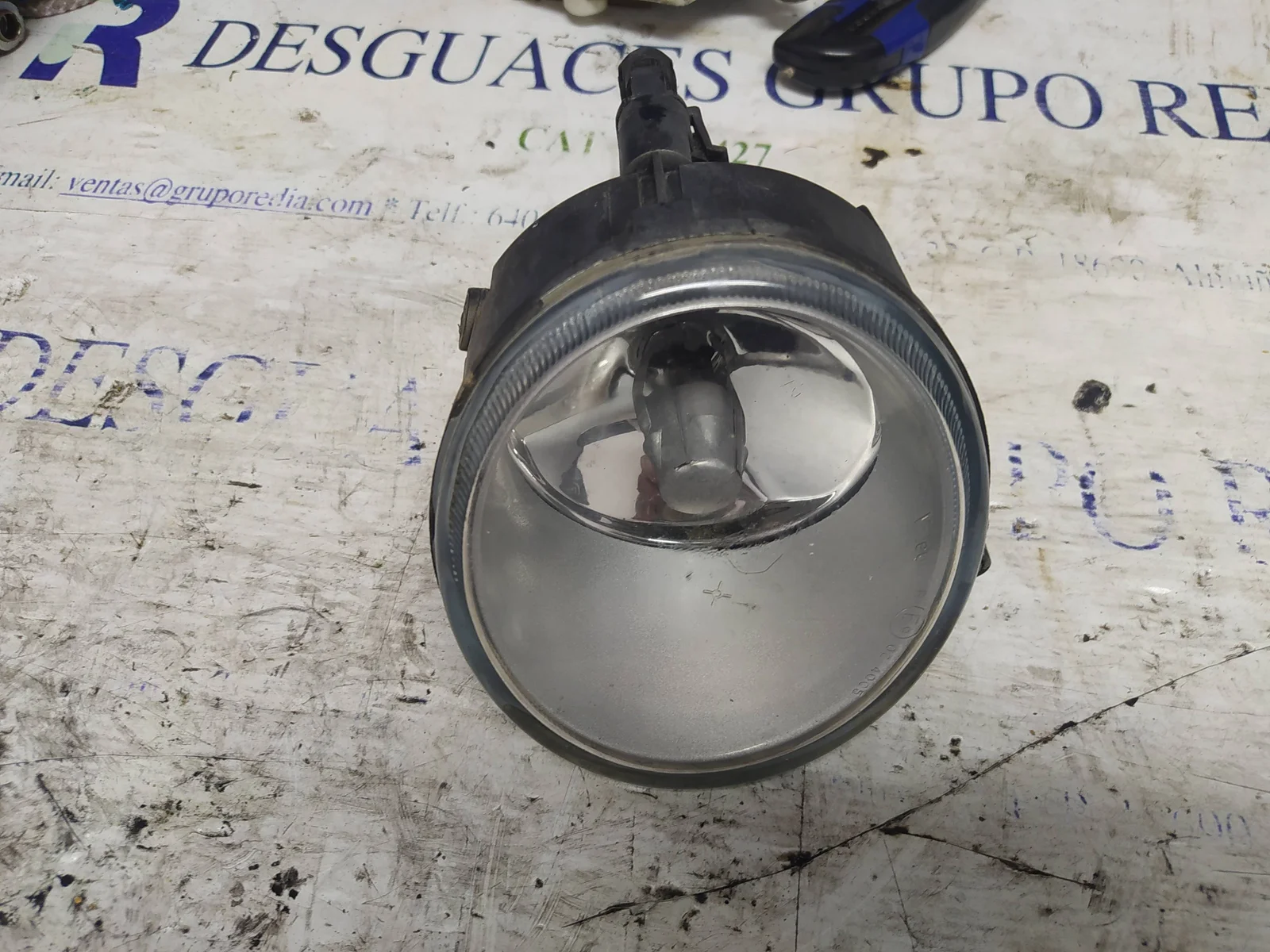 Foto de FARO ANTINIEBLA DERECHO RENAULT MEGANE I FASE 2 GRANDTOUR (KA...) 1.6 (107 CV / 79 KW) referencia 7701045717F