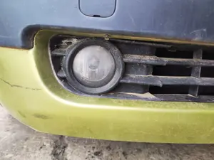 Foto de FARO ANTINIEBLA DERECHO RENAULT MEGANE II BERLINA 5P 1.6 CAT (113 CV / 83 KW) referencia 8200074008