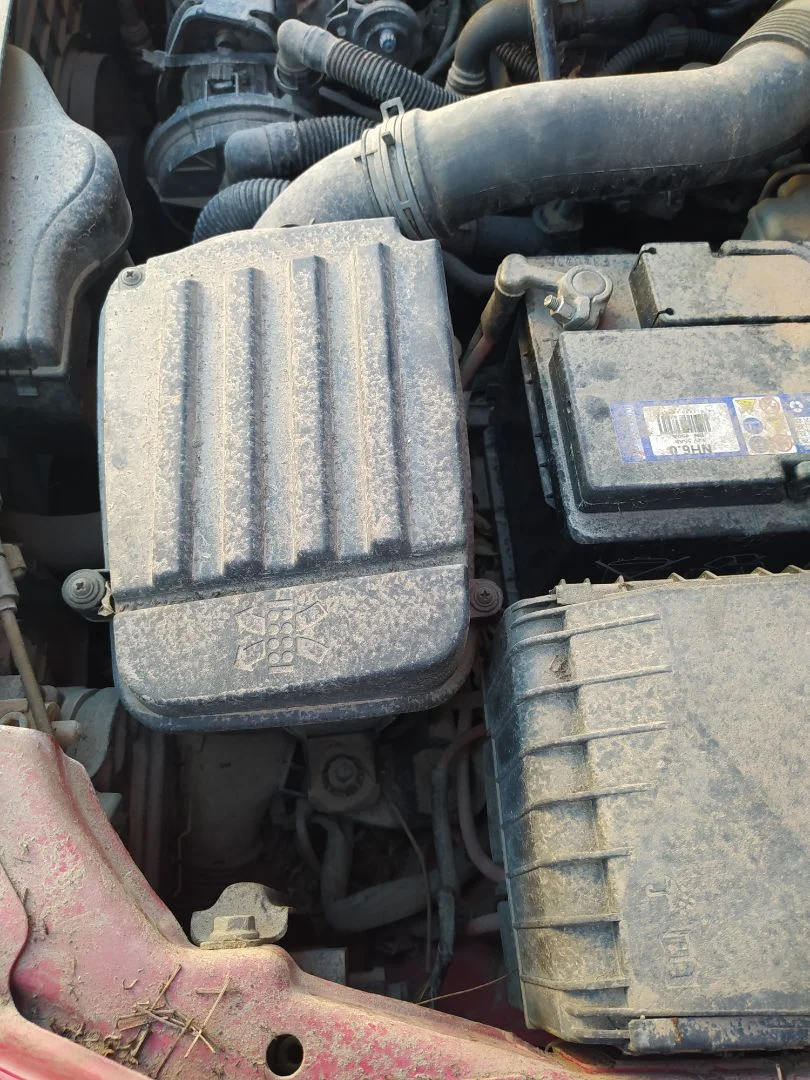 Foto de CAJA FILTRO AIRE SEAT ALTEA (5P1) 1.6 (102 CV / 75 KW) referencia 1K0129607AQ