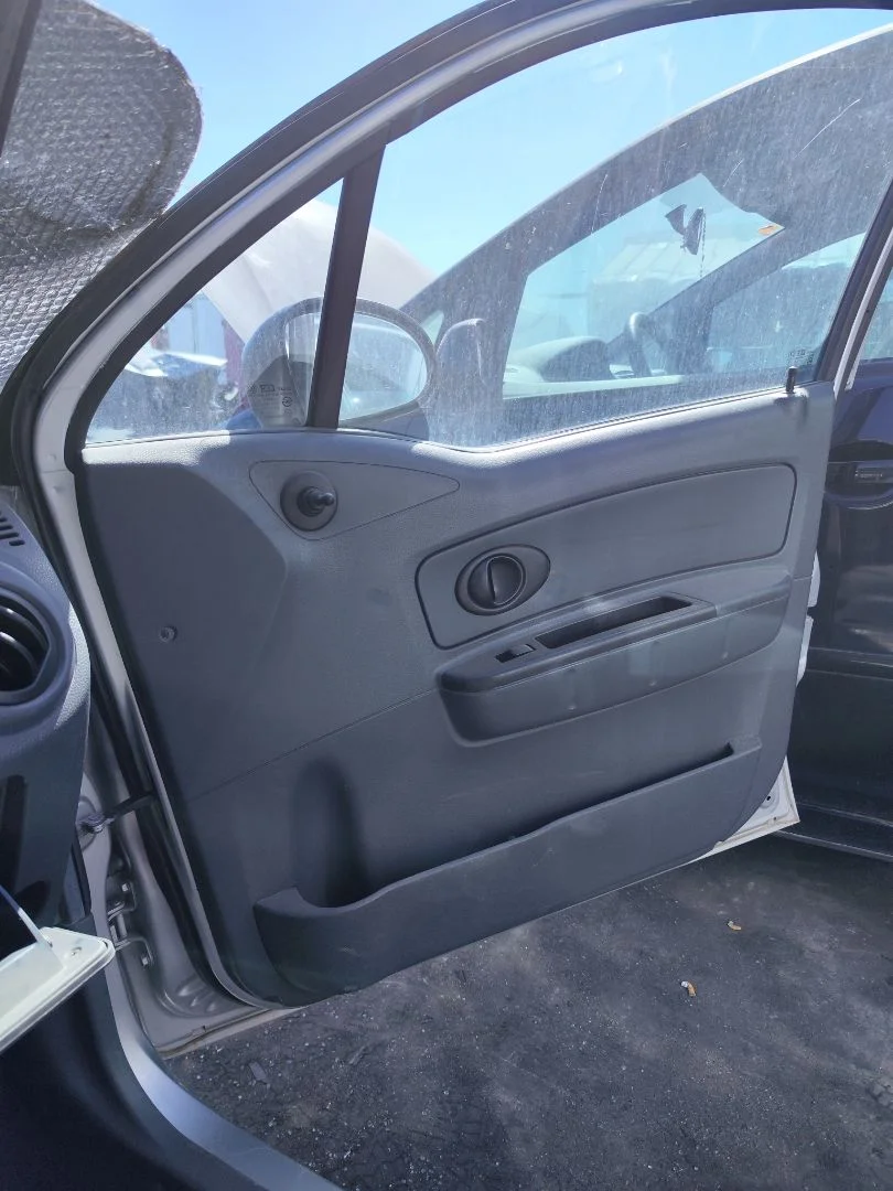 Foto de GUARNECIDO PUERTA DELANTERA DERECHA CHEVROLET MATIZ 0.8 CAT (52 CV / 38 KW) referencia 96658698