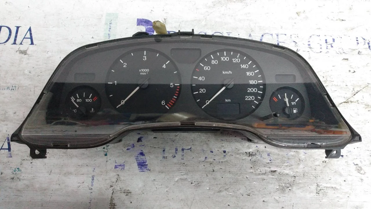 Foto de CUADRO INSTRUMENTOS OPEL ZAFIRA A 2.0 DTI (101 CV / 74 KW) referencia 09228757