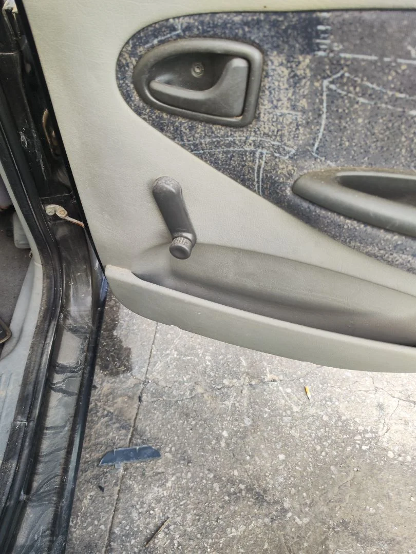 Foto de ELEVALUNAS TRASERO DERECHO RENAULT SCENIC I (JA...) 1.9 dCi Diesel CAT (102 CV / 75 KW) referencia 7700838595