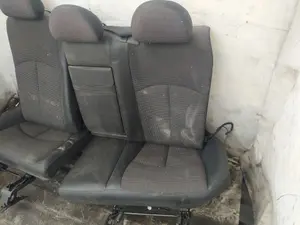 Foto de ASIENTO TRASERO MERCEDES-BENZ CLS (BM 219) 3.0 CDI CAT (224 CV / 165 KW) foto 2