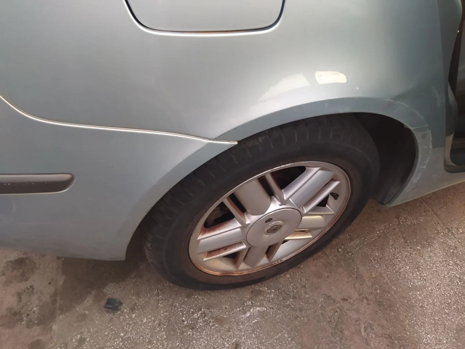 Foto de AMORTIGUADOR TRASERO DERECHO RENAULT LAGUNA II (BG0) 2.2 dCi Turbodiesel (150 CV / 110 KW) referencia 8200283391