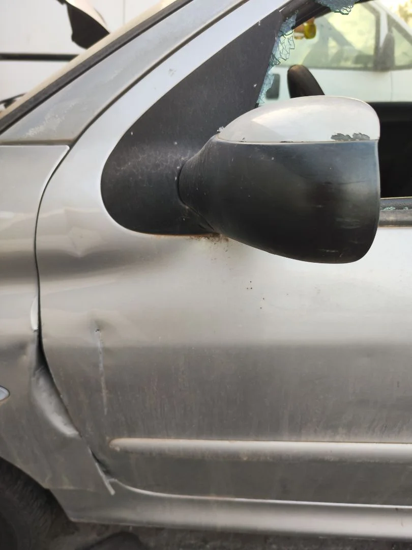 Foto de RETROVISOR IZQUIERDO PEUGEOT 206 1.6 16V CAT (109 CV / 80 KW) referencia 8149KY