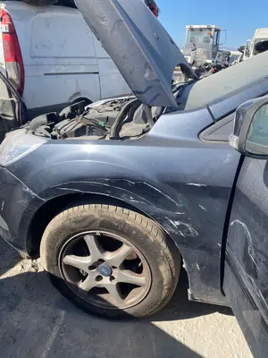 Foto de ALETA DELANTERA IZQUIERDA FORD FOCUS SPORTBREAK (CB4)