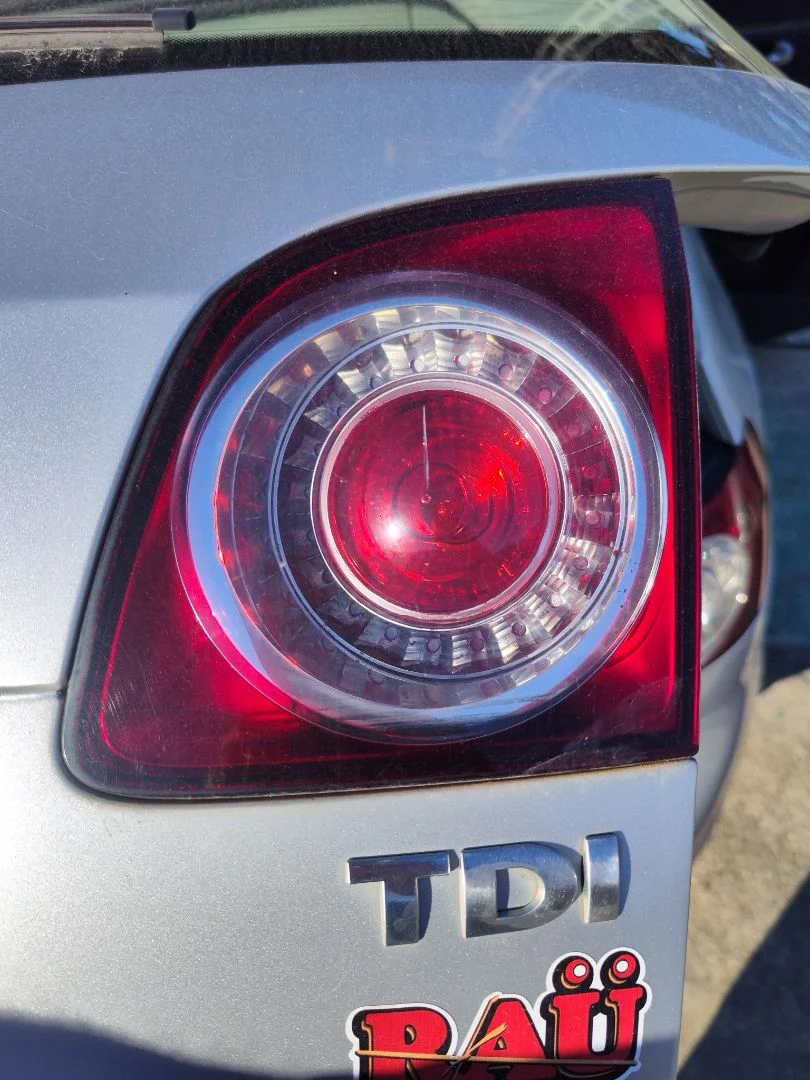 Foto de PILOTO TRASERO DERECHO INTERIOR VOLKSWAGEN GOLF PLUS V (5M1) 1.9 TDI (105 CV / 77 KW)