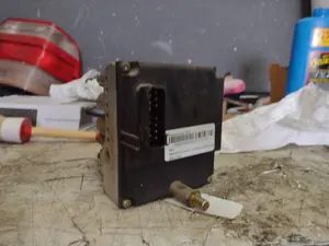 Foto de ABS MERCEDES-BENZ CLASE E (BM 210) BERLINA 3.0 Diesel CAT (136 CV / 100 KW) referencia 0265217007