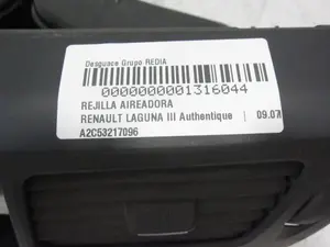 Foto de REJILLA AIREADORA RENAULT LAGUNA III BERLINA 2.0 dCi Diesel CAT (131 CV / 96 KW) referencia A2-A31001105 foto 5
