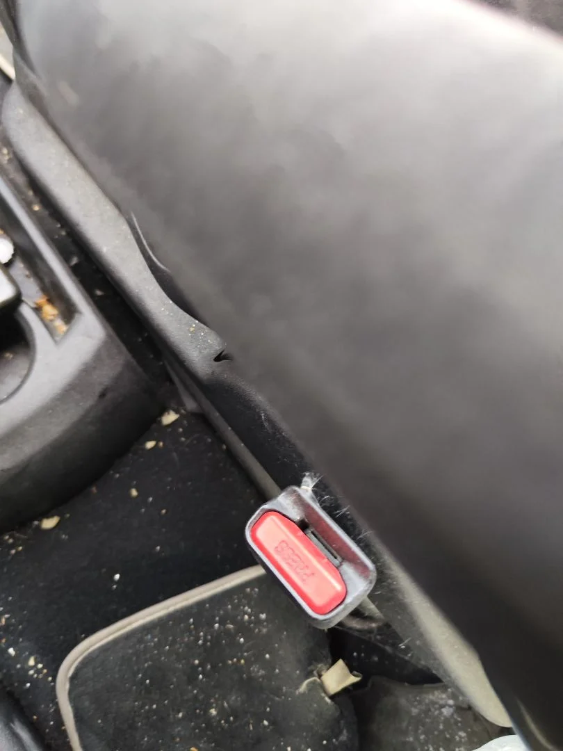 Foto de PRETENSOR AIRBAG DERECHO CITROEN GRAND C4 PICASSO 1.6 16V HDi FAP (109 CV / 80 KW)