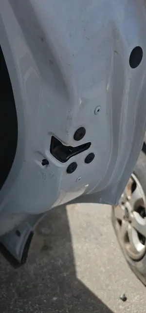 Foto de CERRADURA PUERTA TRASERA DERECHA RENAULT CAPTUR I 1.5 dCi Diesel FAP (110 CV / 81 KW)