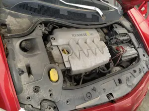 Foto de ALTERNADOR RENAULT MEGANE II COUPE/CABRIO 1.6 16V (113 CV / 83 KW) referencia 7701476808