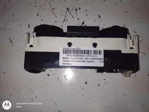 Foto de MANDO CALEFACCION / AIRE ACONDICIONADO VOLKSWAGEN POLO IV (9N1) 1.4 16V (75 CV / 55 KW) referencia 6Q0820045E foto 4