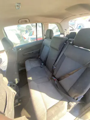 Foto de JUEGO ASIENTOS COMPLETO OPEL ZAFIRA B 1.9 CDTI (120 CV / 88 KW) foto 3