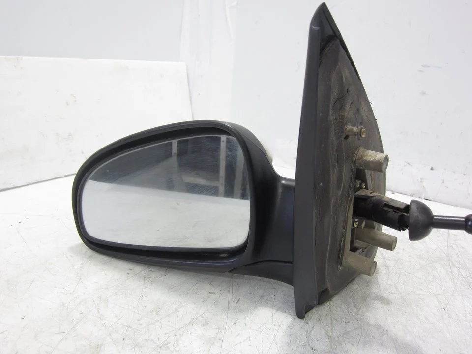 Foto de RETROVISOR IZQUIERDO DAEWOO KALOS 1.2 CAT (72 CV / 53 KW) referencia 012185