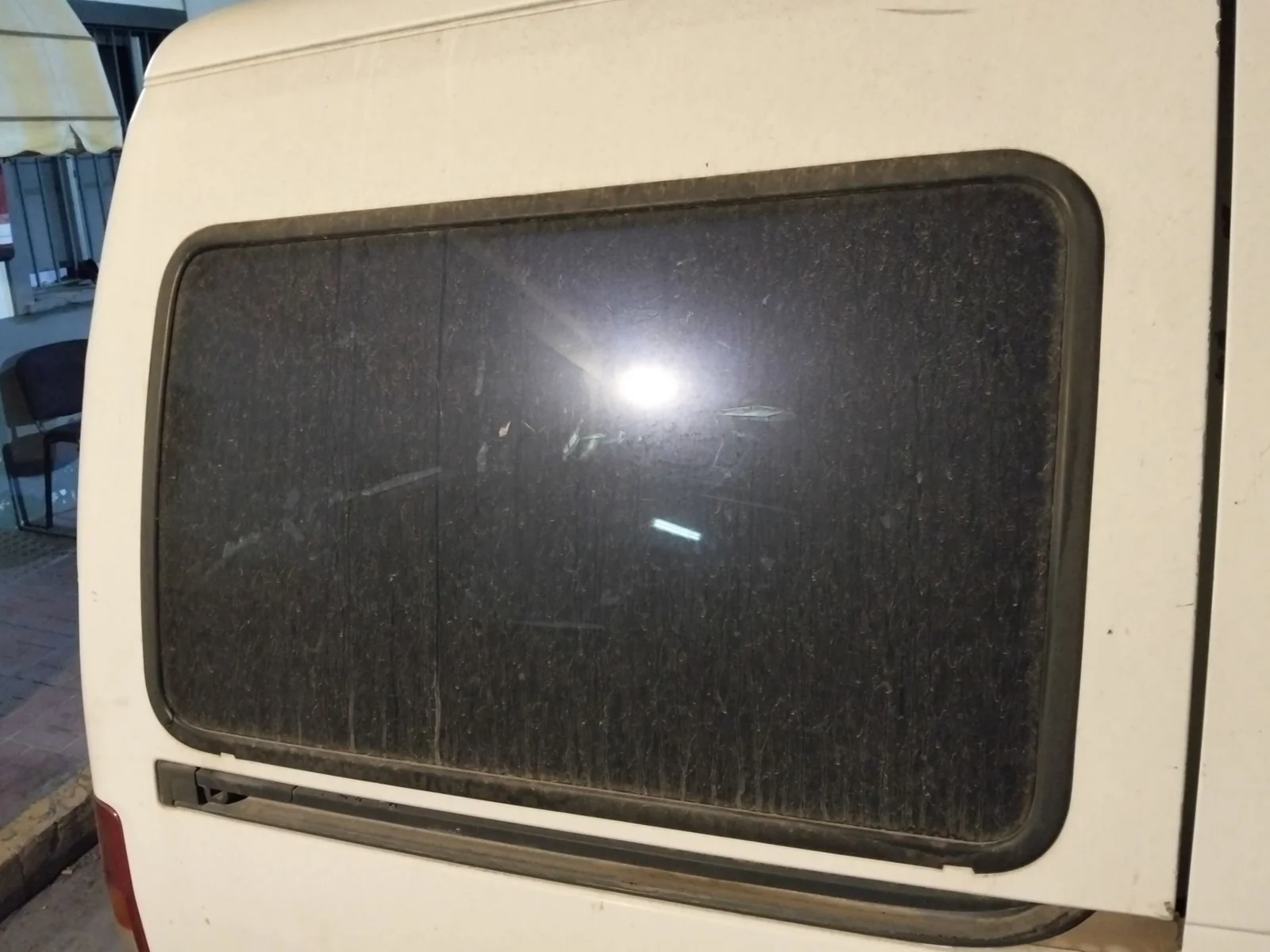 Foto de LUNA CUSTODIA TRASERA DERECHA PEUGEOT EXPERT FURGÓN COMFORT (1995)