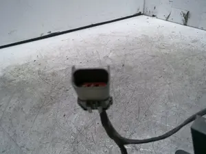 Foto de FARO IZQUIERDO CHRYSLER STRATUS JX CABRIO 2.5 CAT (163 CV / 120 KW) referencia 04630153 foto 7