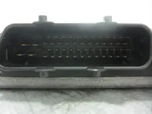 Foto de CENTRALITA MOTOR UCE SEAT IBIZA BERLINA (6J5) 1.4 16V (86 CV / 63 KW) referencia 03C906024CD foto 3