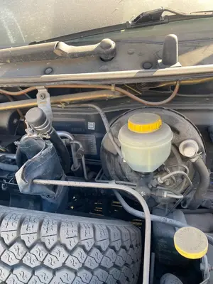 Foto de CENTRALITA MOTOR UCE NISSAN SERENA (C23M) 2.3 Diesel (75 CV / 55 KW)