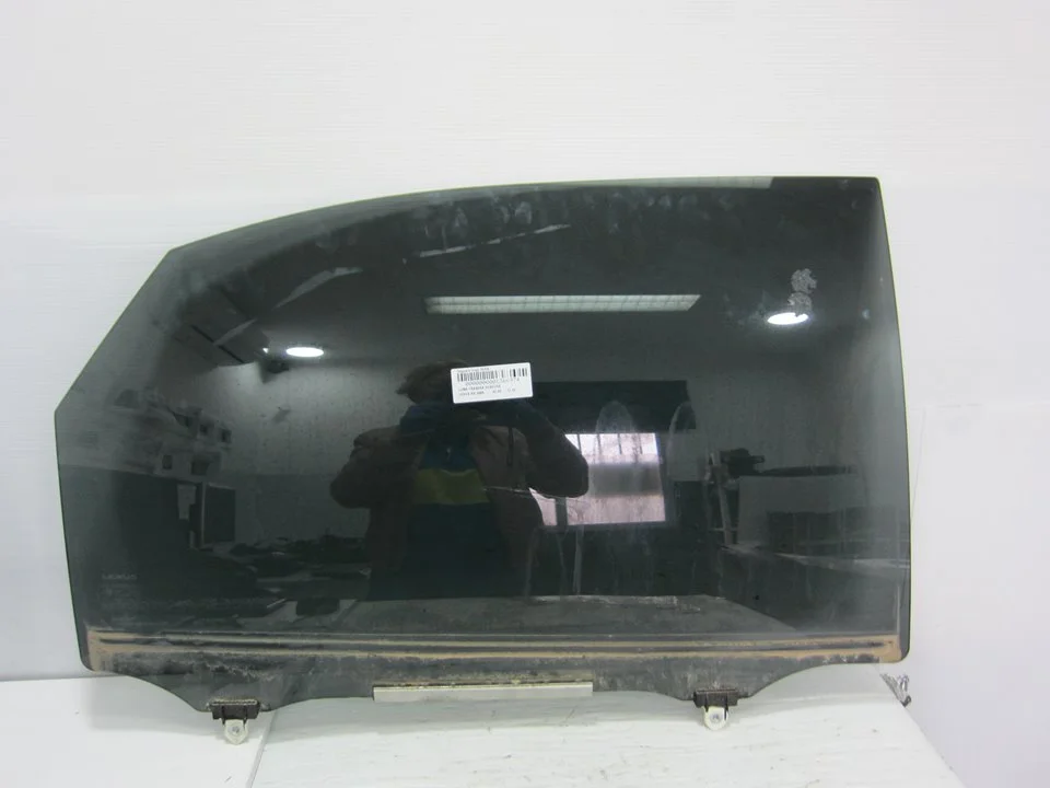 Foto de LUNA TRASERA DERECHA LEXUS RX (GGL1/GYL1) 3.5 V6 24V CAT (249 CV / 183 KW) referencia 43R00073
