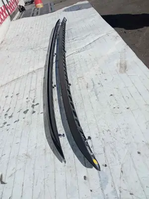 Foto de BARRAS TECHO PORSCHE MACAN (95BA) referencia 95B860025A foto 4