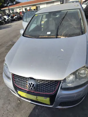 Foto de CAPO VOLKSWAGEN GOLF V (1K1)(10.2003) 1.4 16V TSI (170 CV / 125 KW) referencia 1K0823031J foto 2