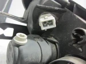 Foto de FARO IZQUIERDO PEUGEOT 206 BERLINA 4-PT. 1.4 (75 CV / 55 KW) referencia 9628666880 foto 7