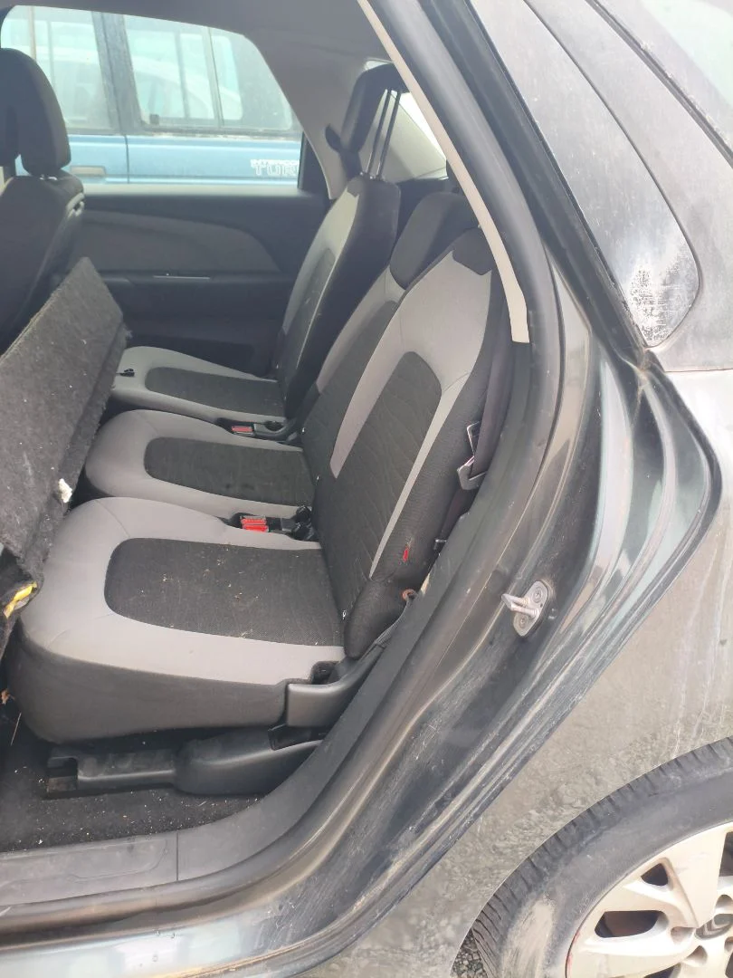 Foto de ASIENTOS TRASERO IZQUIERDO CITROEN C4 PICASSO/SPACETOURER 1.6 HDi FAP (92 CV / 68 KW) referencia 16104460YA