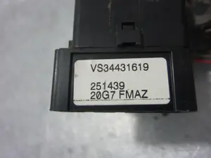 Foto de MANDO LUCES RENAULT KANGOO I (F/KC0) 1.9 Diesel (64 CV / 47 KW) referencia 251439 foto 2